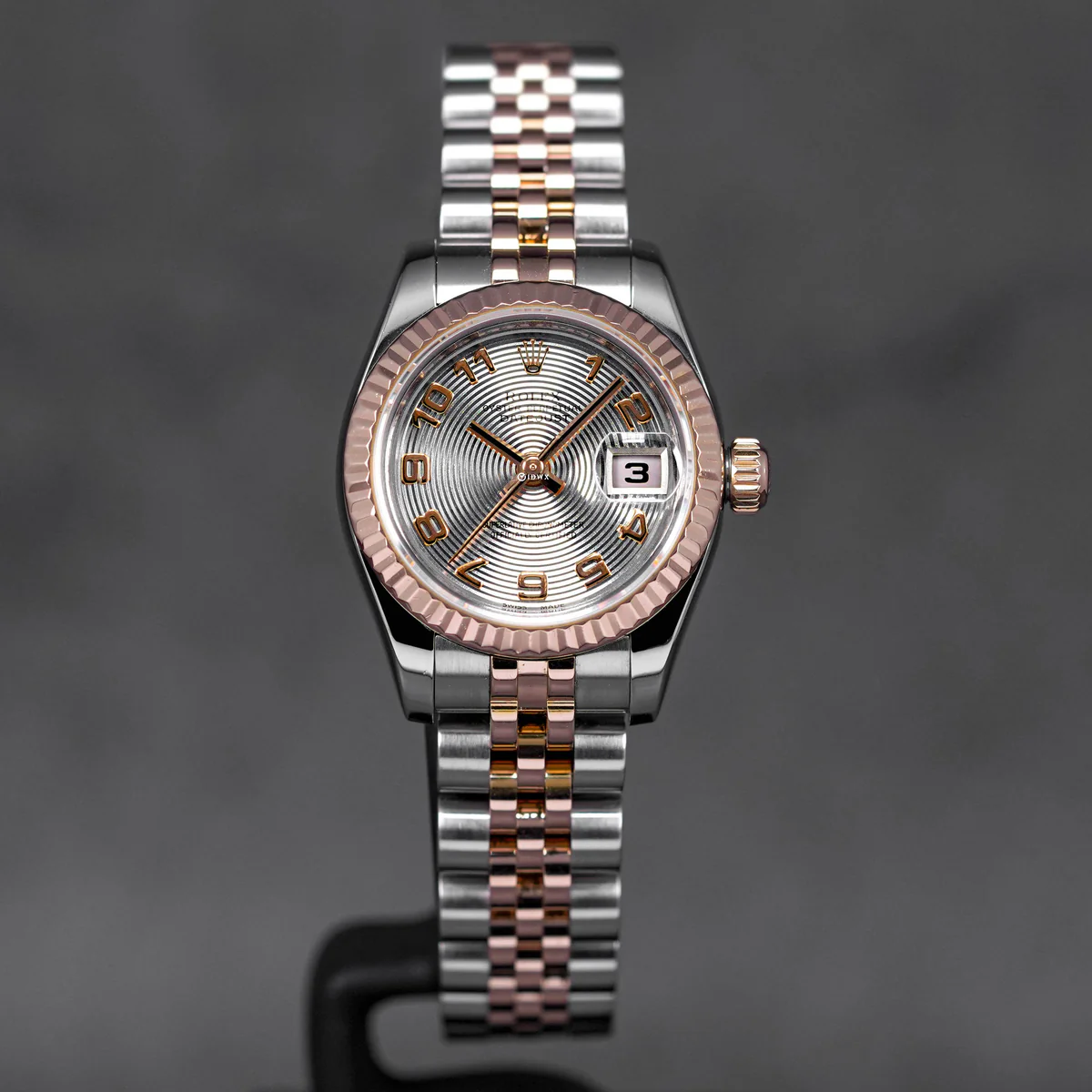 Datejust 26mm Two-Tone Rose Gold Silver Concentric Dial