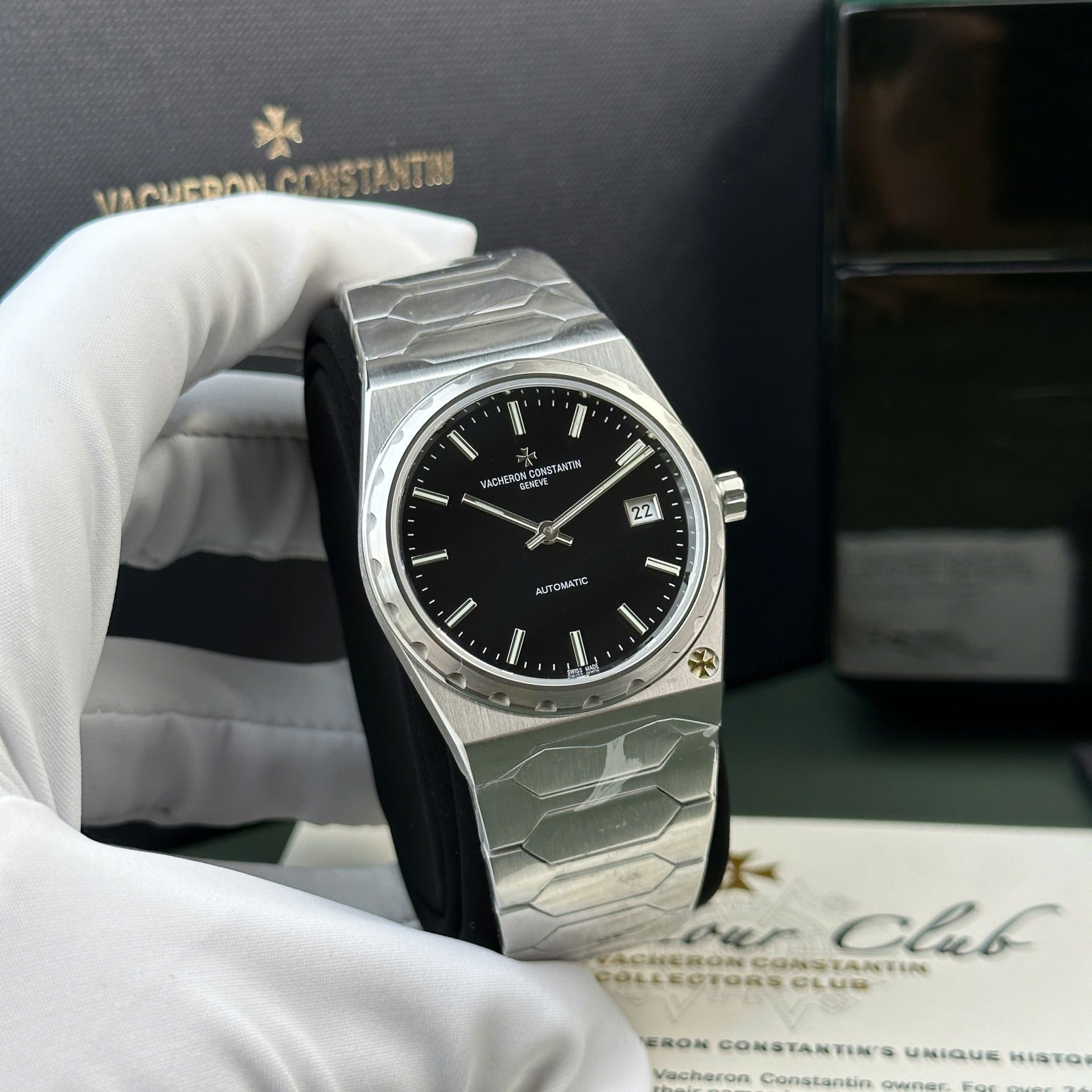 Vacheron Constantin Historiques 222 Black Dial 37mm